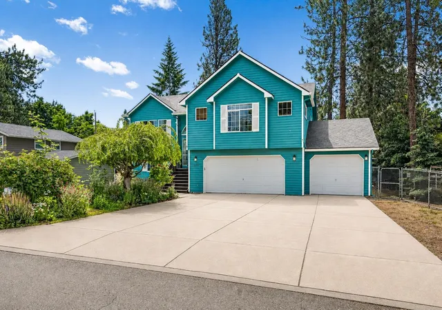 Homes for sale in Spokane Valley, WA | 11202 E 17th Ave, Spokane Valley, WA 99206 | MLS# 202620388
