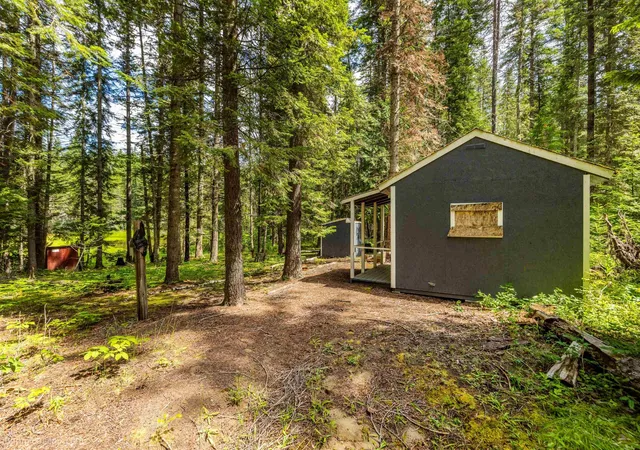 Homes for sale in Cusick, WA | 761 Larch Ln, Cusick, WA 99119 | MLS# 202620390