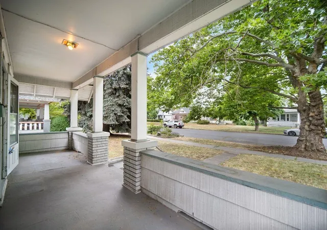 Homes for sale in Spokane, WA | 2618 N Stevens St, Spokane, WA 99205 | MLS# 202620392