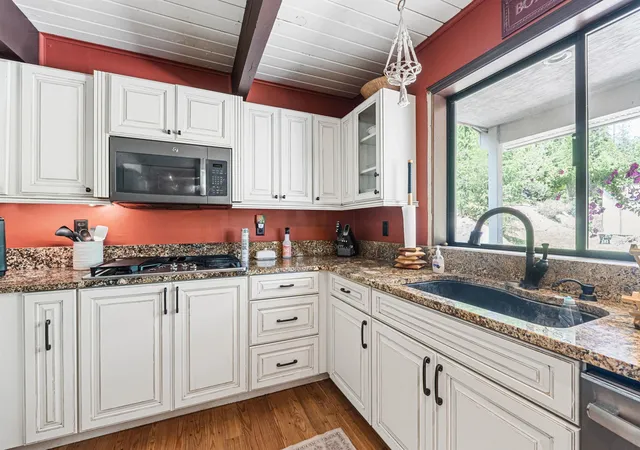 Photo 4 of Single family home for sale at 421 N Pickett Rd, Ione, WA 99139 | MLS# 202620404 | Listing updated on 2026-09-06
