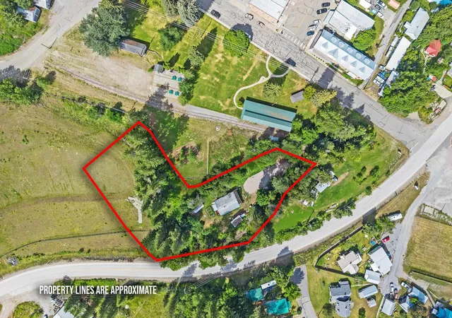 Photo 3 of Single family home for sale at 102 Washington St, Metaline Falls, WA 99153 | MLS# 202620406 | Listing updated on 2026-09-16