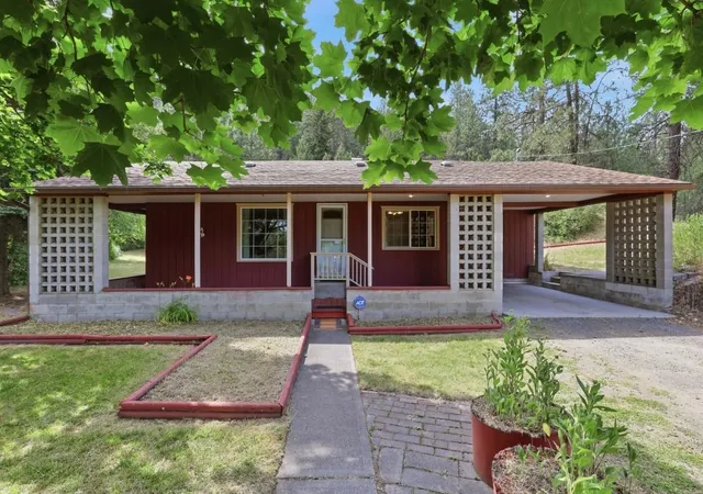 1st image of 14424 S Cheney Spokane Rd, Cheney, WA 99004 | MLS# 202620417
