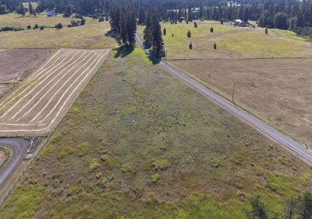 3rd image of Xxxx W Parker Rd, Deer Park, WA 99006 | MLS# 202620420