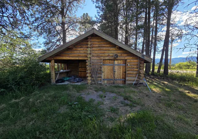 Homes for sale in Cusick, WA | 123 Cusick Meadows Rd, Cusick, WA 99119 | MLS# 202620433