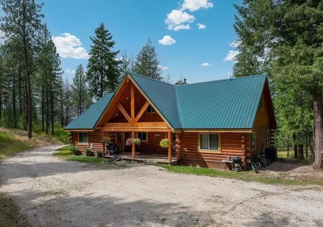 Homes for sale in Tumtum, WA | 5249 Happy Hill Rd, Tumtum, WA 99034 | MLS# 202620445