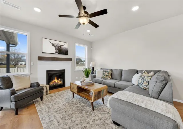 Photo 2 of Sale Pending at 6877 E Faywood Ln, Spokane, WA 99217 | MLS# 202620451 | Listing updated on 2026-08-18