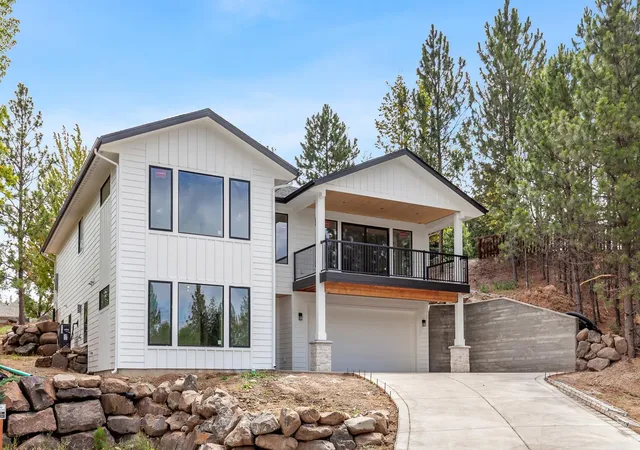 2nd image of 5211 S Fairfax Ln, Veradale, WA 99037 | MLS# 202620468