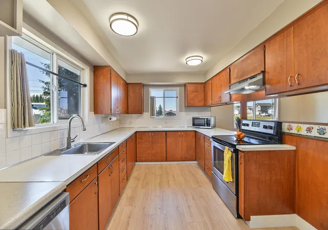4th image of 11312 W Betz Rd, Cheney, WA 99004 | MLS# 202620473