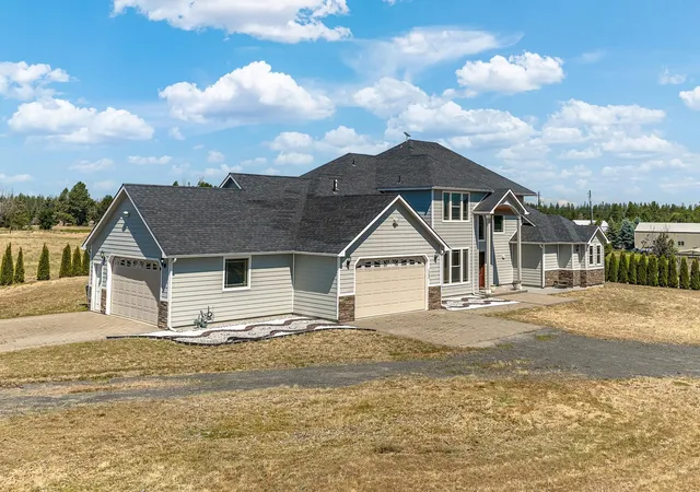 2nd image of 1102 S Wheatland St, Medical Lake, WA 99022 | MLS# 202620474