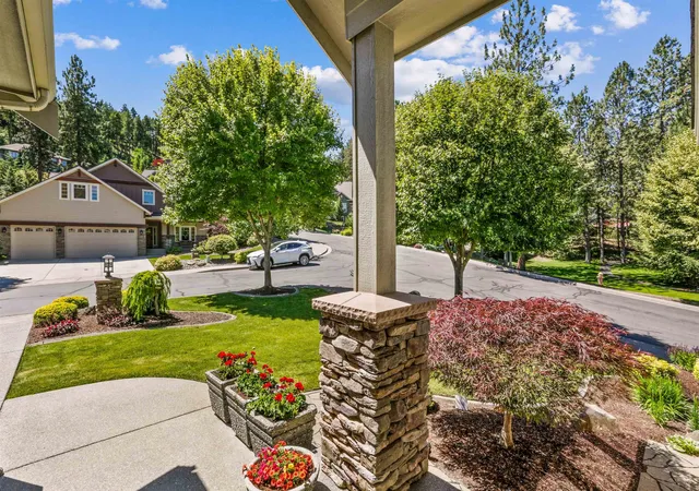 Photo 3 of Single family home for sale at 2016 W Forest Hl Ln, Spokane, WA 99218 | MLS# 202620477 | Listing updated on 2026-07-15