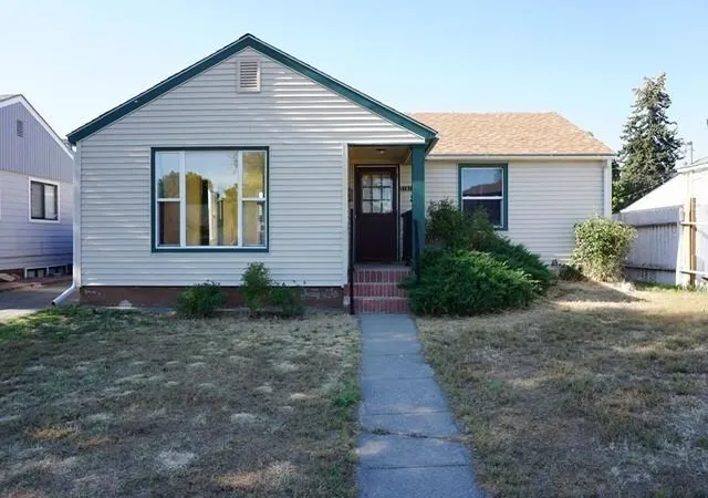 Homes for sale in Spokane, WA | 1617 E Courtland Ave, Spokane, WA 99207 | MLS# 202620478