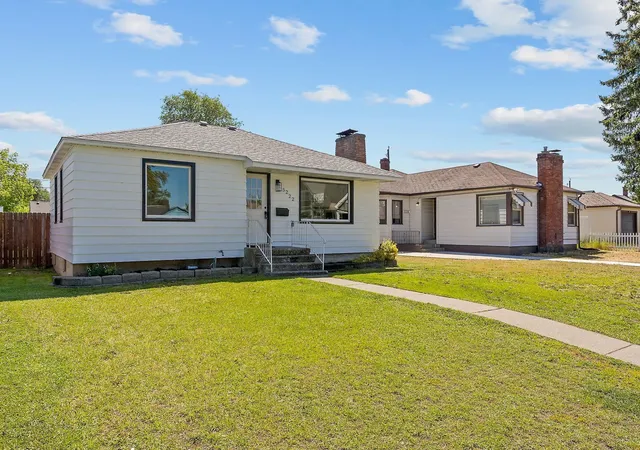 Photo 1 of Single family home for sale at 5222 N Howard St, Spokane, WA 99205 | MLS# 202620499 | Listing updated on 2026-08-19