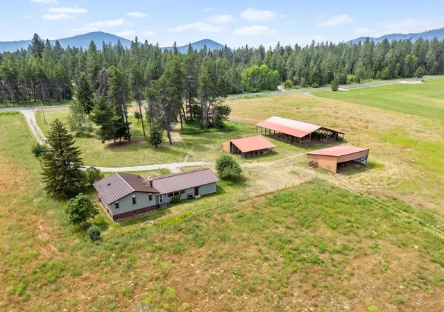 Photo 2 of Single family home for sale at 4796 W Gibson Dahl Rd, Clayton, WA 99110 | MLS# 202620551 | Listing updated on 2026-09-22