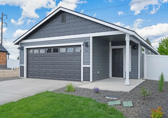 Homes for sale in Spokane Valley, WA | 1009 S Century Rd, Spokane Valley, WA 99037 | MLS# 202620563