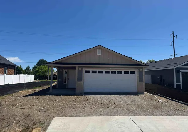 Homes for sale in Spokane Valley, WA | 1009 S Century Rd, Spokane Valley, WA 99037 | MLS# 202620563