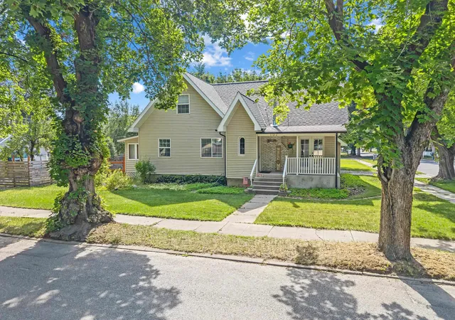 Photo 1 of Single family home for sale at 107 N Stevens St, Chewelah, WA 99109 | MLS# 202620566 | Listing updated on 2026-09-21