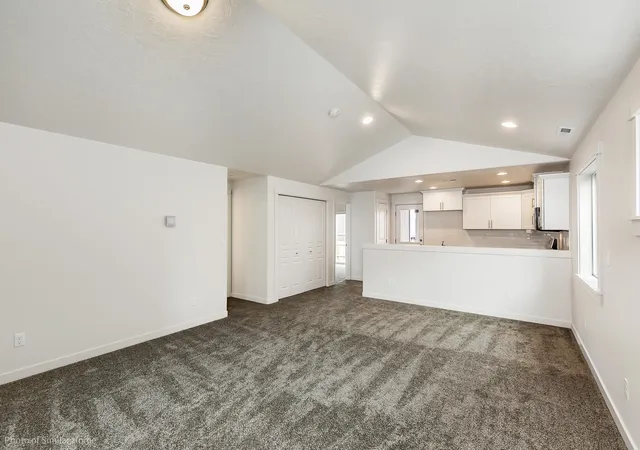 Photo 3 of Sale Pending at 514 N Viewmont Ct, Greenacres, WA 99016 | MLS# 202620571 | Listing updated on 2026-07-09