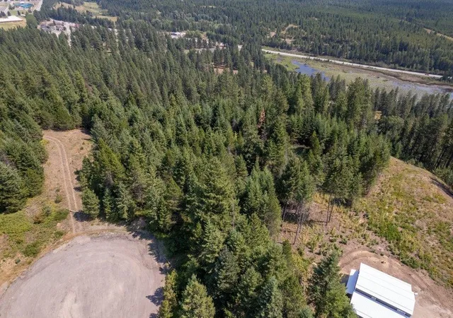 18th image of 612 Overlook Dr, Newport, WA 99156 | MLS# 202620574