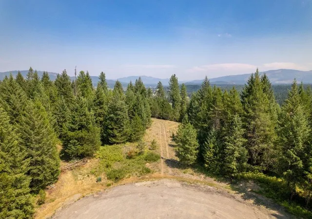 20th image of 642 Overlook Dr, Newport, WA 99156 | MLS# 202620575