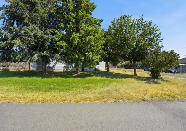 Homes for sale in Lacrosse, WA | 209 S Clark Ave, Lacrosse, WA 99143 | MLS# 202620594