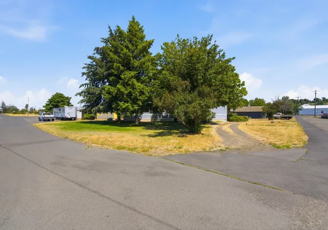 Homes for sale in Lacrosse, WA | 209 S Clark Ave, Lacrosse, WA 99143 | MLS# 202620594