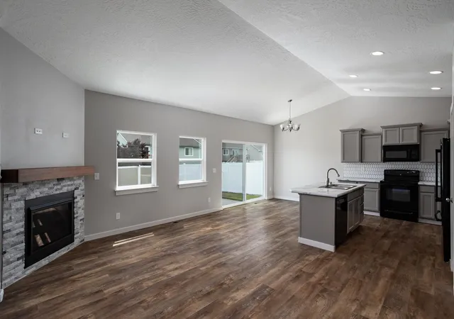 4th image of 1815 W Jay Ave, Spokane, WA 99208 | MLS# 202620606