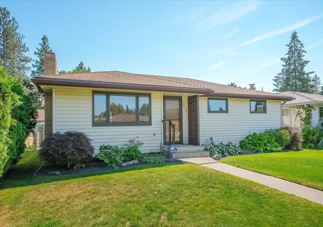 2nd image of 1217 W Central Ave, Spokane, WA 99205 | MLS# 202620615