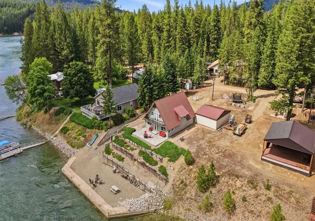 Photo 1 of Single family home for sale at 128 S River Rd, Cusick, WA 99119 | MLS# 202620623 | Listing updated on 2026-08-17