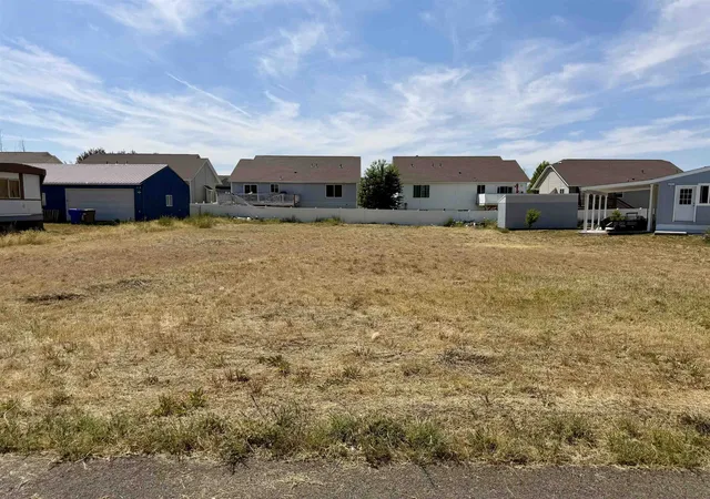 Homes for sale in Airway Heights, WA | 816 S Ziegler St, Airway Heights, WA 99001 | MLS# 202620641