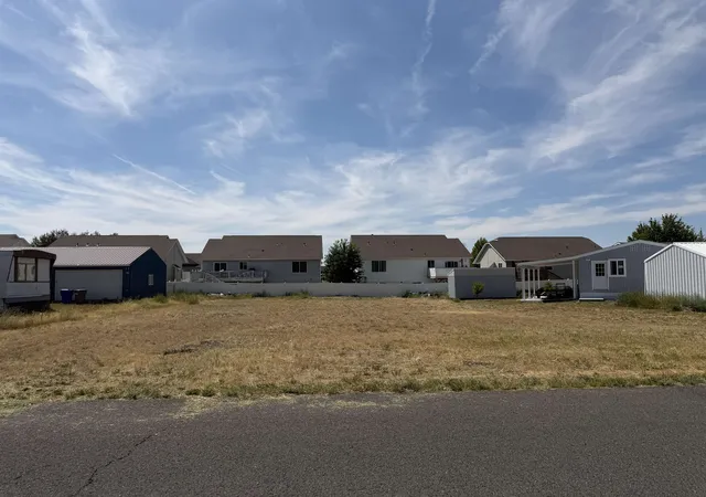 Homes for sale in Airway Heights, WA | 816 S Ziegler St, Airway Heights, WA 99001 | MLS# 202620641