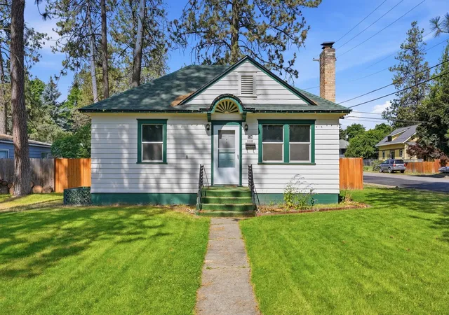 1st image of 124 4th St, Cheney, WA 99004 | MLS# 202620652