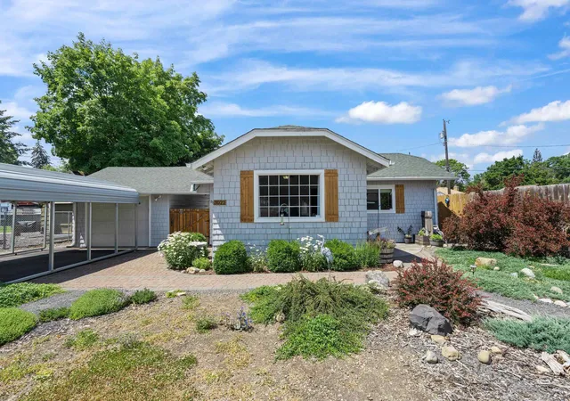 Homes for sale in Spokane, WA | 3021 N Girard Rd, Spokane, WA 99212 | MLS# 202620662