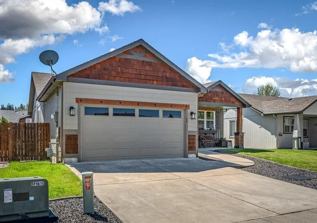 Photo 3 of Sale Pending at 17614 2nd Lane, Spokane Valley, WA 99016 | MLS# 202620667 | Listing updated on 2026-09-13