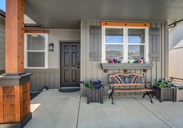 Photo 4 of Sale Pending at 17614 2nd Lane, Spokane Valley, WA 99016 | MLS# 202620667 | Listing updated on 2026-09-13