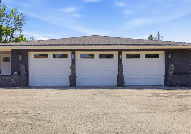 Photo 3 of Single family home for sale at 1627 W Courtland Ave, Spokane, WA 99205 | MLS# 202620674 | Listing updated on 2026-10-08