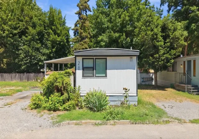 Homes for sale in Spokane, WA | 2002 S Inland Empire Wy, Spokane, WA 99224 | MLS# 202620676