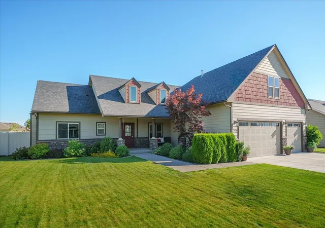 2nd image of 1414 E Sawgrass Ln, Deer Park, WA 99006 | MLS# 202620678