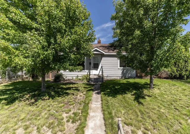 Homes for sale in Spokane, WA | 5214 N Belt St, Spokane, WA 99205 | MLS# 202620687