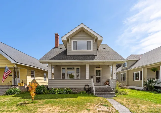 Single family home for sale at 2205 W Sinto Ave, Spokane, WA 99201 | MLS# 202620694