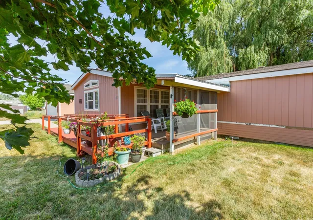 4th image of 407 E Meadowmere Wy, Deer Park, WA 99006 | MLS# 202620698