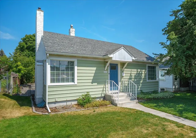 Photo 3 of Single family home for sale at 4124 N Hawthorne St, Spokane, WA 99205 | MLS# 202620706 | Listing updated on 2026-09-15