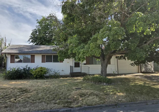 Homes for sale in Spokane Valley, WA | 13412 E Desment Ave, Spokane Valley, WA 99216 | MLS# 202620721
