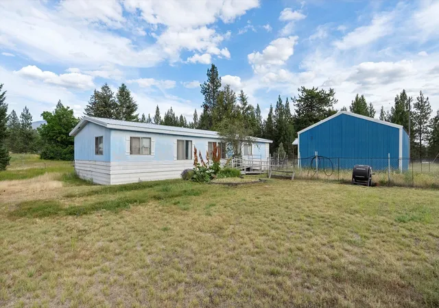 Homes for sale in Elk, WA | 10911 E Laurel Rd, Elk, WA 99009 | MLS# 202620724