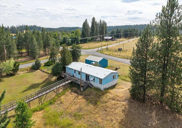 Photo 3 of Manufactured home for sale at 10911 E Laurel Rd, Elk, WA 99009 | MLS# 202620724 | Listing updated on 2026-07-17