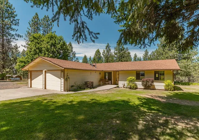 Homes for sale in Davenport, WA | 37079 Knotty Pine Ln Ln, Davenport, WA 99122 | MLS# 202620748