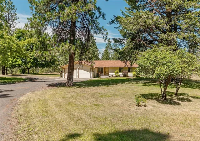 Homes for sale in Davenport, WA | 37079 Knotty Pine Ln Ln, Davenport, WA 99122 | MLS# 202620748