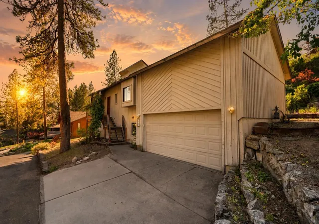 1st image of 8027 E Elde Dr, Spokane, WA 99212 | MLS# 202620760