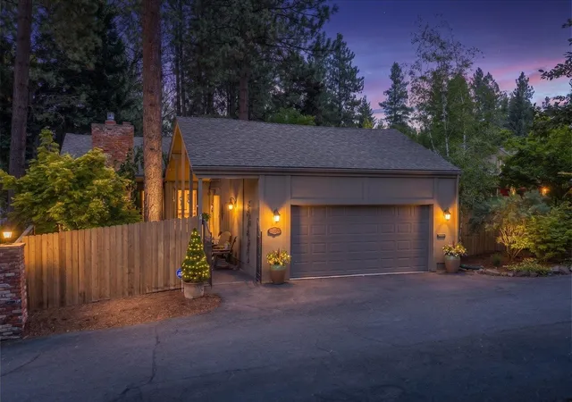 2nd image of 2903 S Howard St, Spokane, WA 99203 | MLS# 202620766