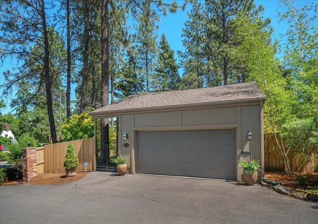 3rd image of 2903 S Howard St, Spokane, WA 99203 | MLS# 202620766