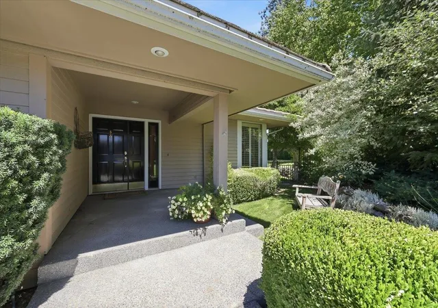 Photo 2 of Single family home for sale at 4402 S Saint Andrews Ln, Spokane, WA 99223 | MLS# 202620773 | Listing updated on 2026-07-17